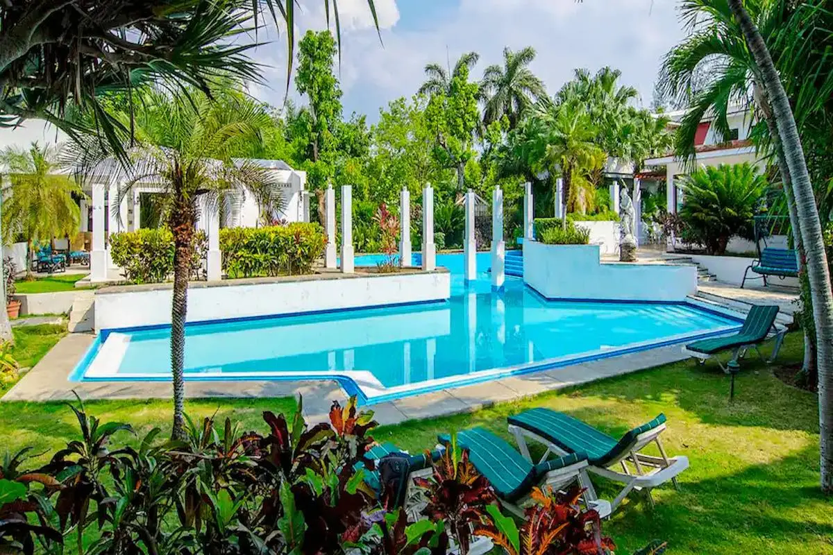 luxury villas in havana cuba